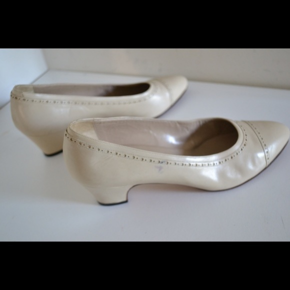 Salvatore Ferragamo shoes - Picture 2 of 4